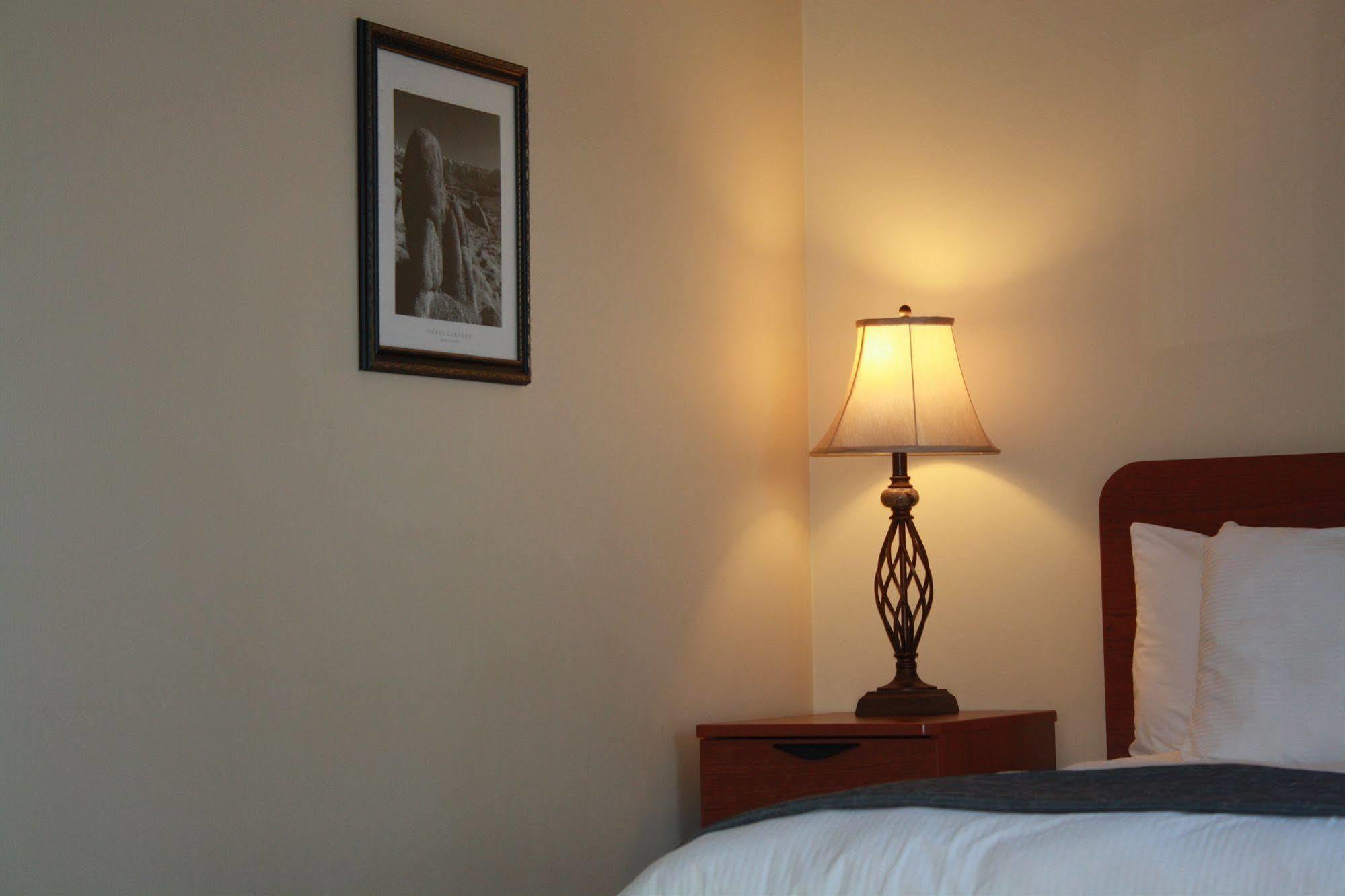Hotel Of Alberta - 2*
